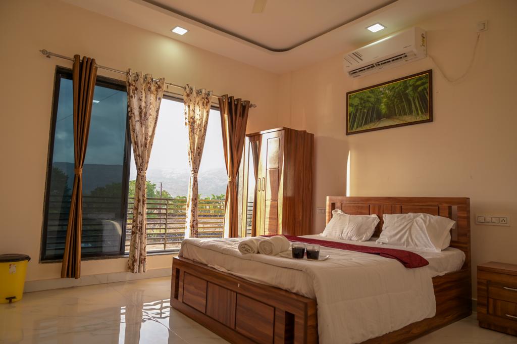 Luxurious 5 BHK Villa with private pool-12