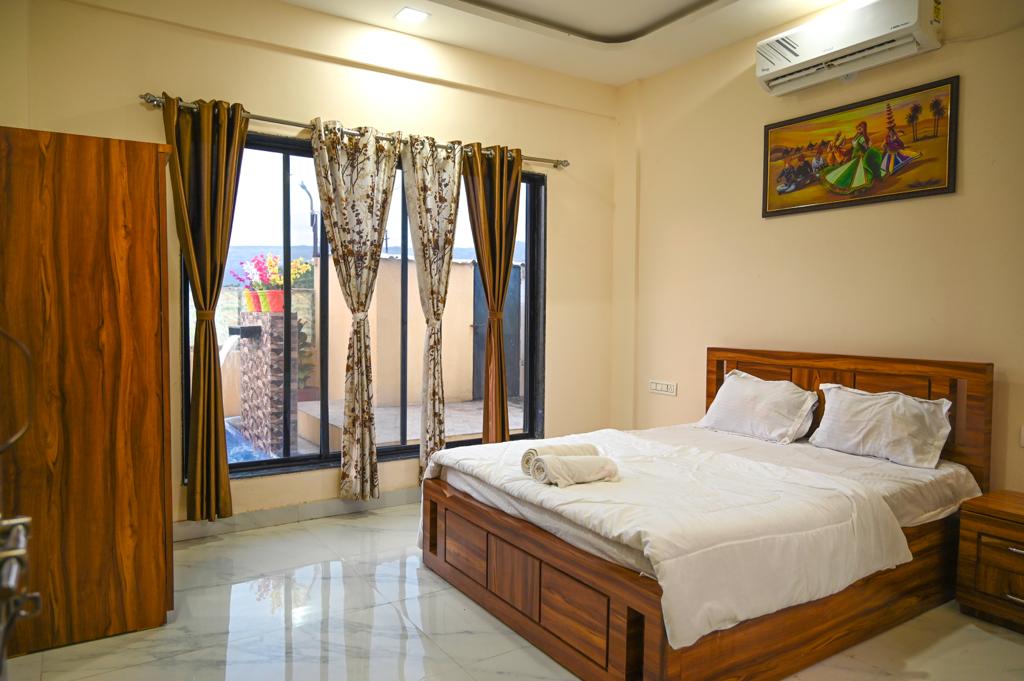 Luxurious 5 BHK Villa with private pool-21